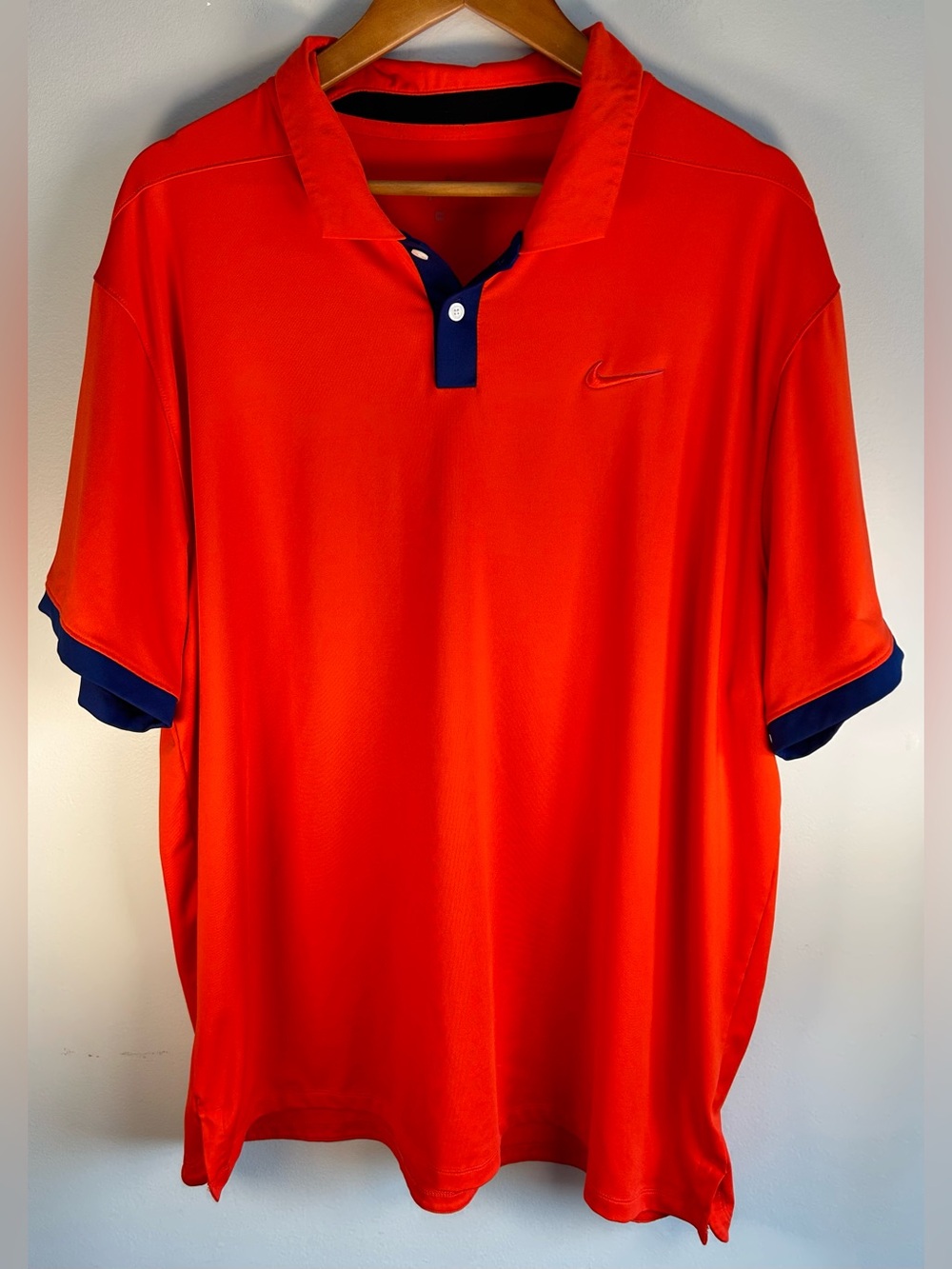 Nike Sportswear Shirt Men’s Polo Shirt XXL Dri Fit Swoosh Athletic Stretch EUC